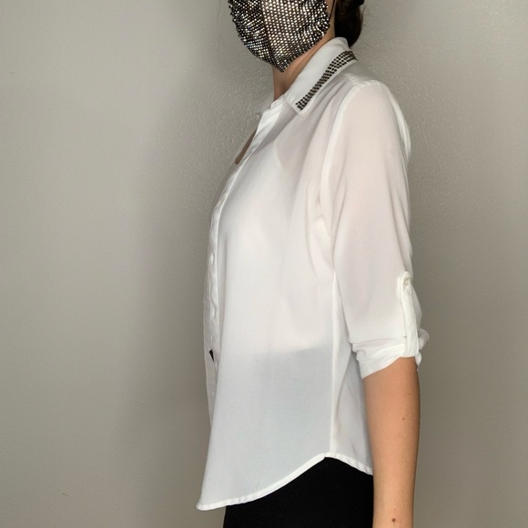 White button up blouse - Picture 4 of 14